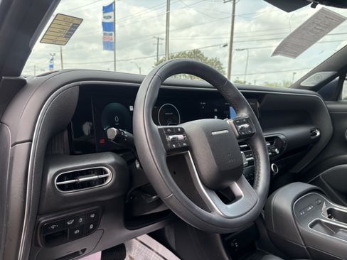 Used 2026 Hyundai Palisade Calligraphy FWD image 12