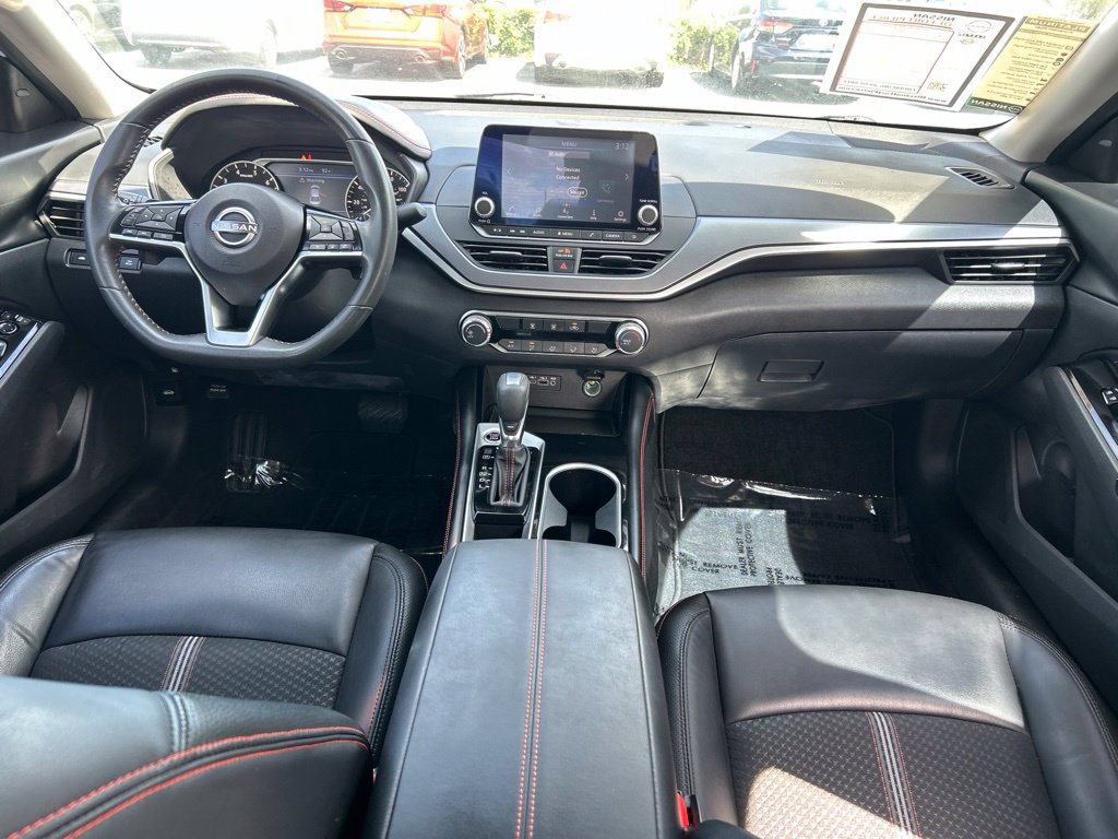 Used 2023 Nissan Altima 2.5 SR FWD image 11