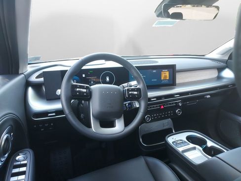 New 2026 Hyundai Ioniq 9 Limited image 11