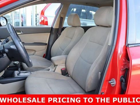 Used 2010 Hyundai Elantra SE image 12