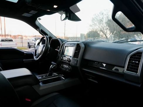 Used 2018 Ford F150 Raptor w/ Equipment Group 802A Luxury AWD/4WD image 34