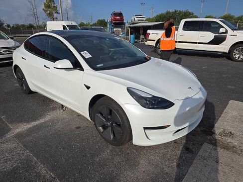 Used 2023 Tesla Model 3 Standard Range RWD image 2