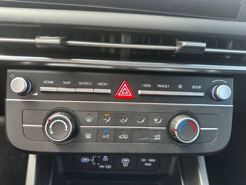 Used 2026 Hyundai Tucson SE AWD/4WD image 20