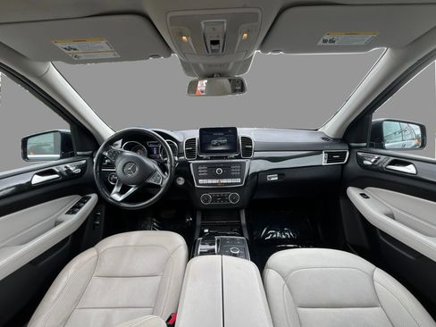 Used 2018 Mercedes-Benz GLS 450 4MATIC image 22