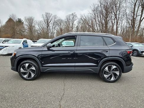 New 2026 Volkswagen Taos SE AWD/4WD image 7
