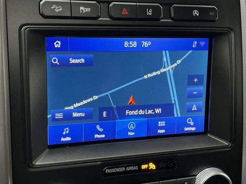 Used 2020 Ford Expedition XLT w/ Equipment Group 202A AWD/4WD image 4