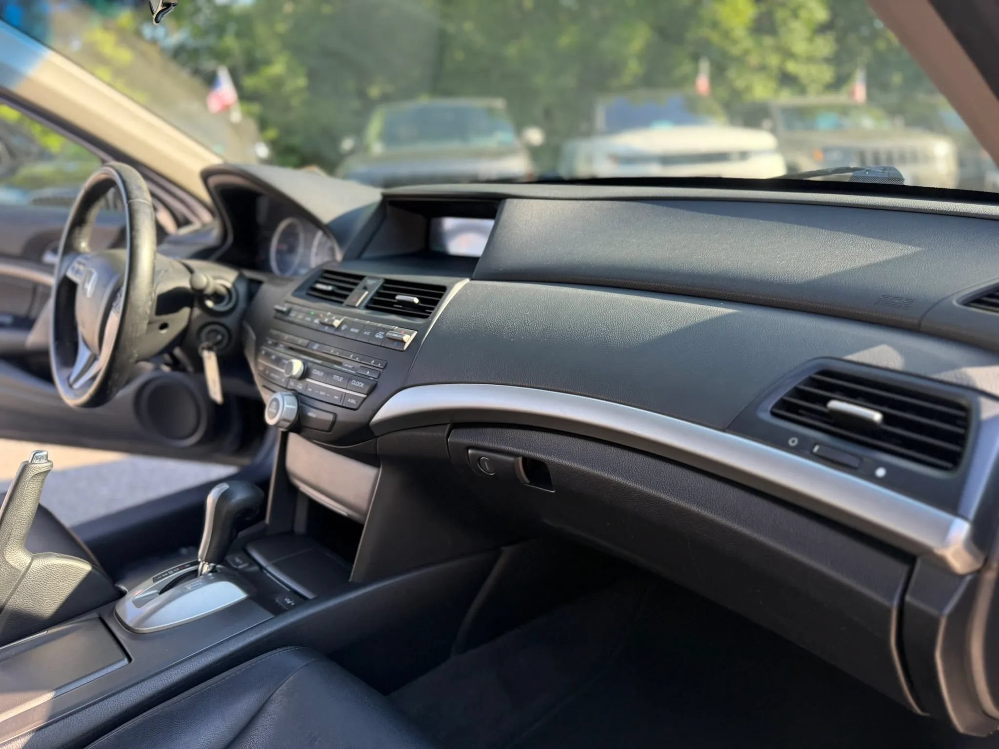 Used 2009 Honda Accord EX-L image 16