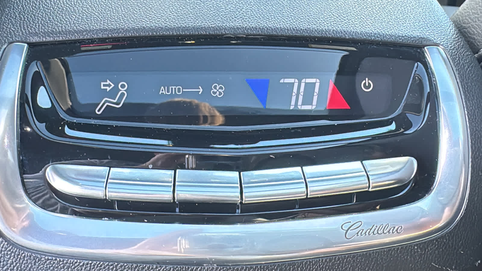 Used 2024 Cadillac XT6 Luxury w/ LPO, Floor Liner Package AWD/4WD image 32