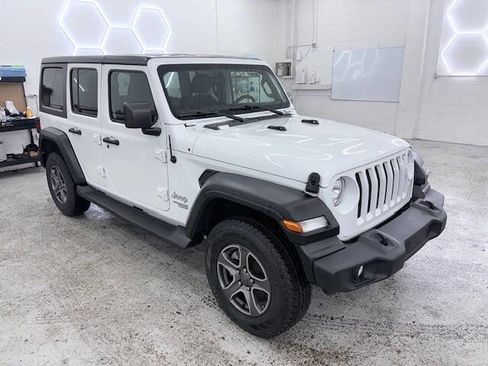 Used 2018 Jeep Wrangler Unlimited Sport S image 7