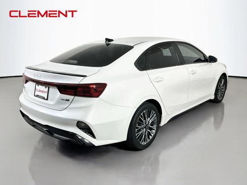 Used 2023 Kia Forte GT-Line w/ GT-Line Technology Package FWD image 7