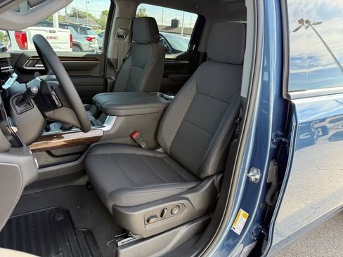 New 2026 GMC Sierra 1500 Elevation image 17
