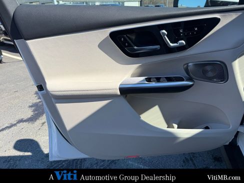 New 2026 Mercedes-Benz GLC 300 4MATIC image 11