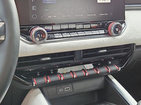 Certified 2024 GMC Canyon AT4X image 16