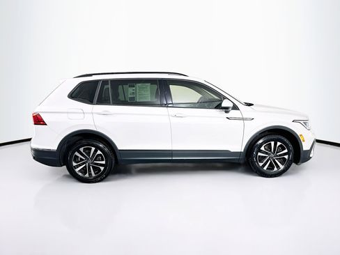 Used 2024 Volkswagen Tiguan S image 10