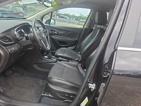 Used 2022 Buick Encore Preferred FWD image 10
