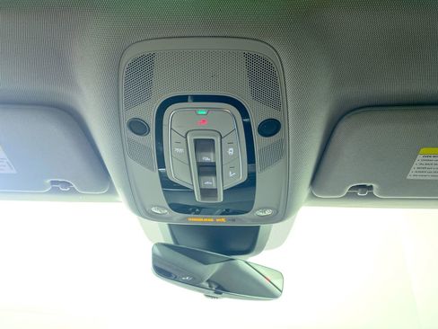 Certified 2022 Audi e-tron Premium w/ Convenience Plus Package image 7