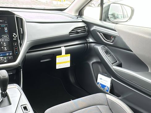 Certified 2025 Subaru Crosstrek 2.0i Premium image 22