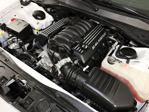 Used 2023 Chrysler 300 C RWD image 33