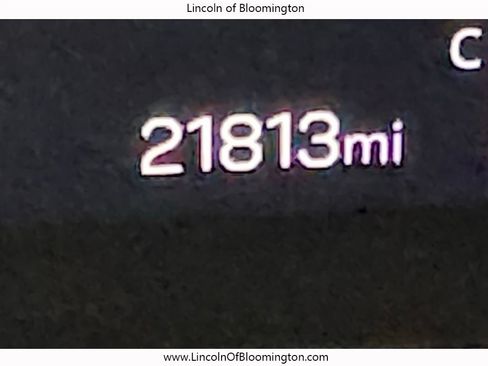 Used 2025 GMC Yukon Denali AWD/4WD image 45