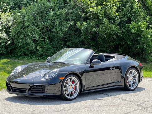 Certified 2019 Porsche 911 Carrera 4S AWD/4WD image 1