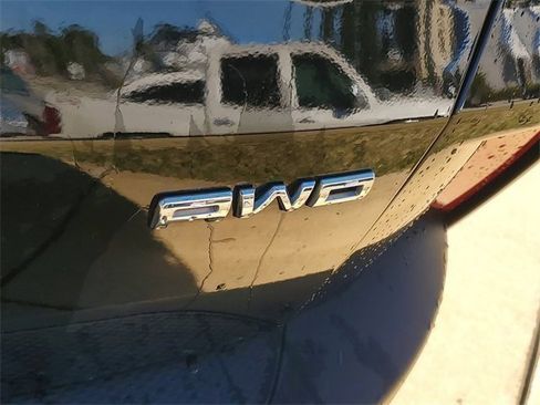 Used 2025 Ford Escape ST-Line Elite image 34