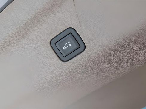 New 2026 GMC Yukon Denali w/ Denali Reserve Package image 31