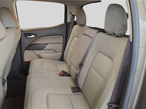 Used 2016 GMC Canyon SLE w/ SLE Convenience Package image 15