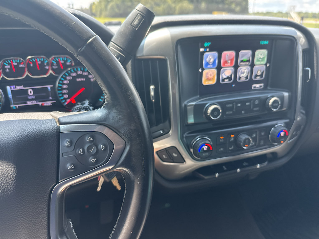 Used 2018 Chevrolet Silverado 1500 LT w/ All Star Edition AWD/4WD image 7