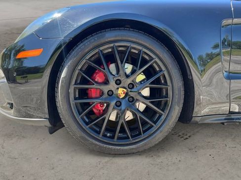 Used 2018 Porsche Panamera 4S AWD/4WD image 16