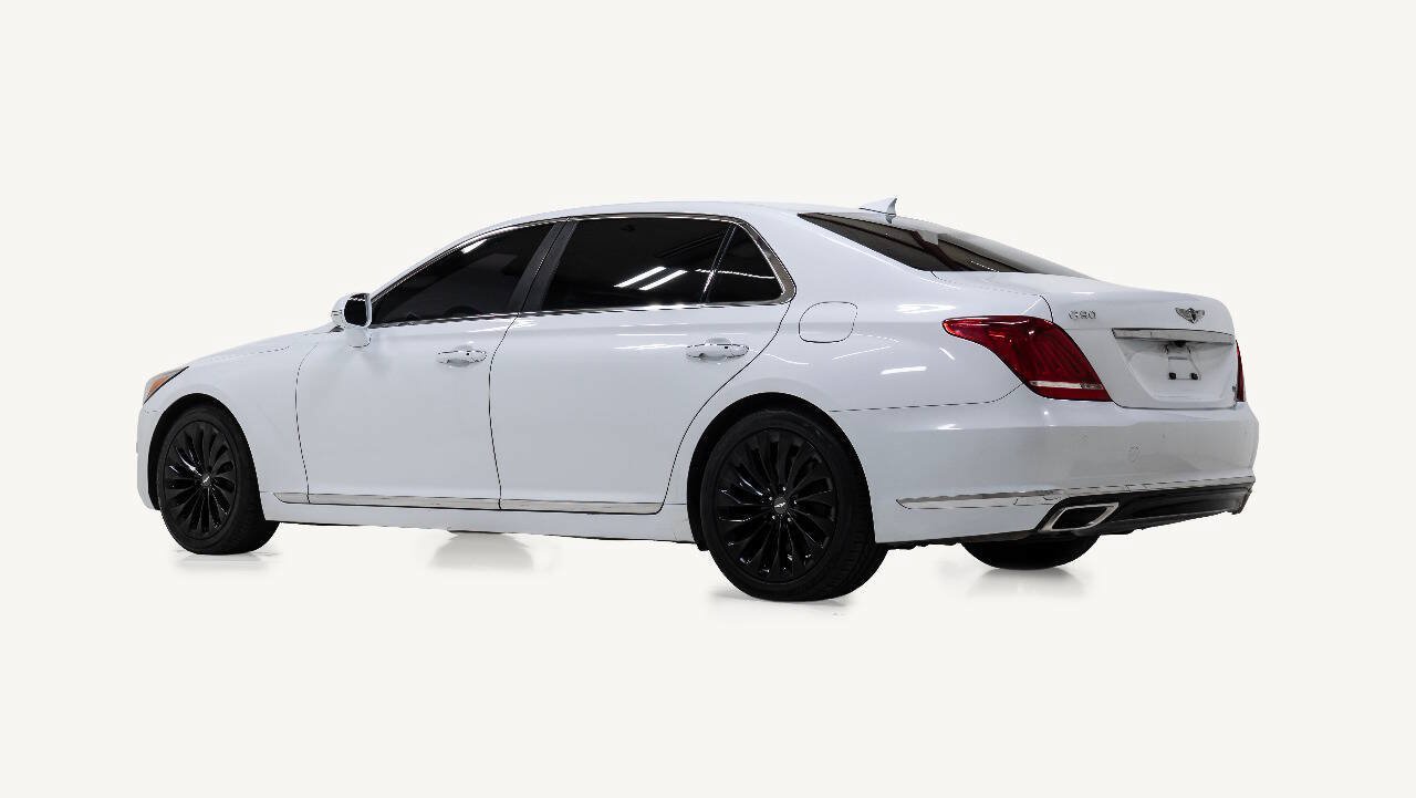 Used 2017 Genesis G90 3.3T Premium RWD image 4