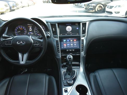 Used 2018 INFINITI Q60 3.0t Luxe w/ Cargo Package RWD image 11