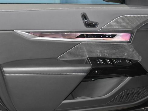 Certified 2024 BMW i7 xDrive60 image 4