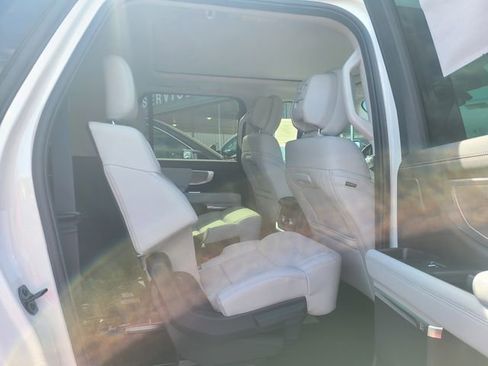 New 2026 Ford Expedition Max Platinum image 5