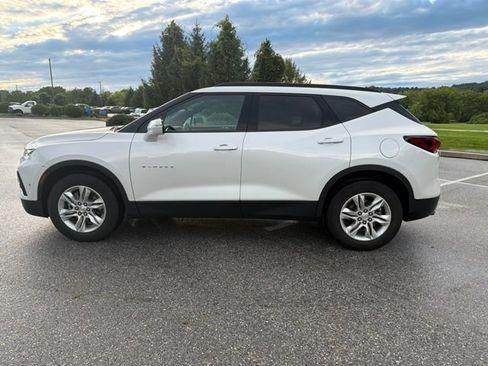 Used 2022 Chevrolet Blazer LT w/ Sound & Technology Package AWD/4WD image 4