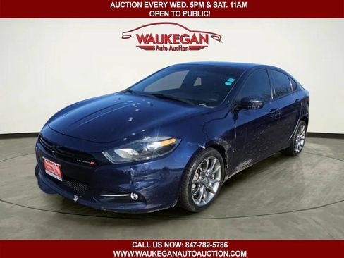 Used 2015 Dodge Dart SXT image 1