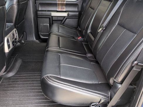 Used 2019 Ford F150 Lariat w/ Equipment Group 502A Luxury AWD/4WD image 25