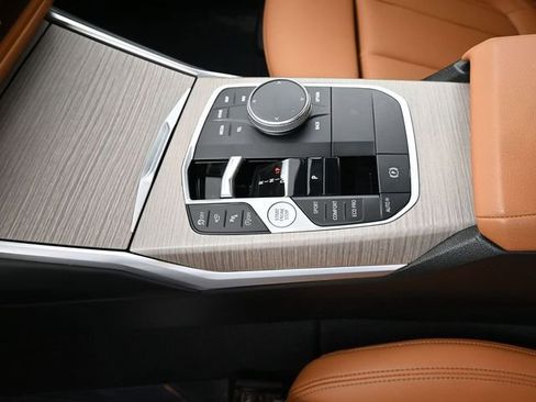 Used 2025 BMW 330i xDrive Sedan image 13