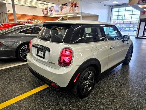 Used 2022 MINI Cooper SE image 4