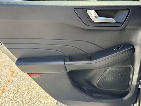 Certified 2021 Ford Escape SE FWD image 21