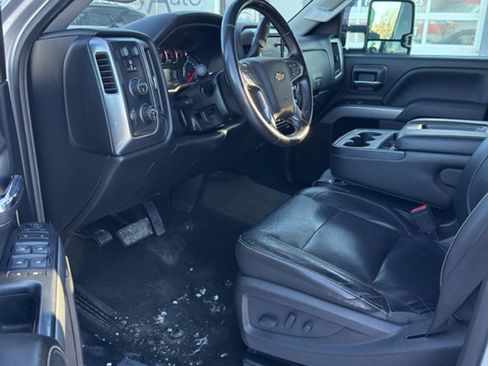 Used 2017 Chevrolet Silverado 2500 LT w/ LT Convenience Package image 10