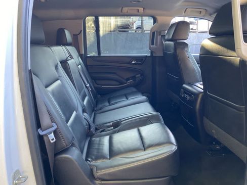 Used 2018 Chevrolet Suburban LT AWD/4WD image 17