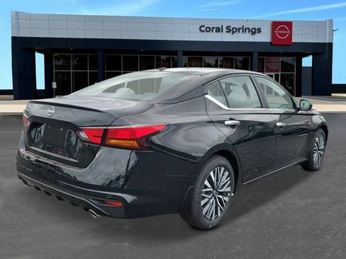New 2026 Nissan Altima 2.5 SV w/ SV Premium Package FWD image 3