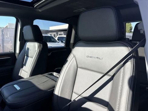 New 2026 GMC Sierra 2500 Denali w/ Denali Reserve Package image 24