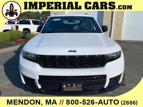 New 2025 Jeep Grand Cherokee L Altitude image 4