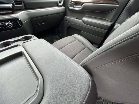 Used 2024 GMC Sierra 1500 Elevation AWD/4WD image 14
