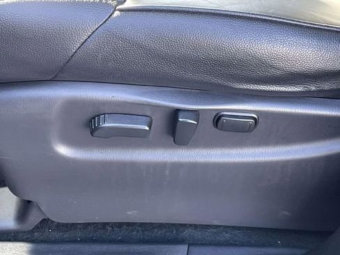 Used 2020 Nissan Armada SV image 15