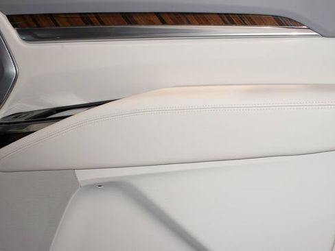 Used 2025 Cadillac Escalade ESV Sport Platinum w/ LPO, Floor Liner Package AWD/4WD image 14