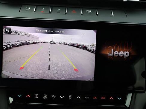 New 2026 Jeep Grand Cherokee Altitude AWD/4WD image 21