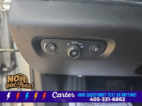 Used 2020 Chevrolet Traverse LT w/ Driver Confidence II Package FWD image 19