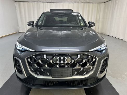 Used 2025 Audi Q5 Premium Plus w/ Premium Plus image 3
